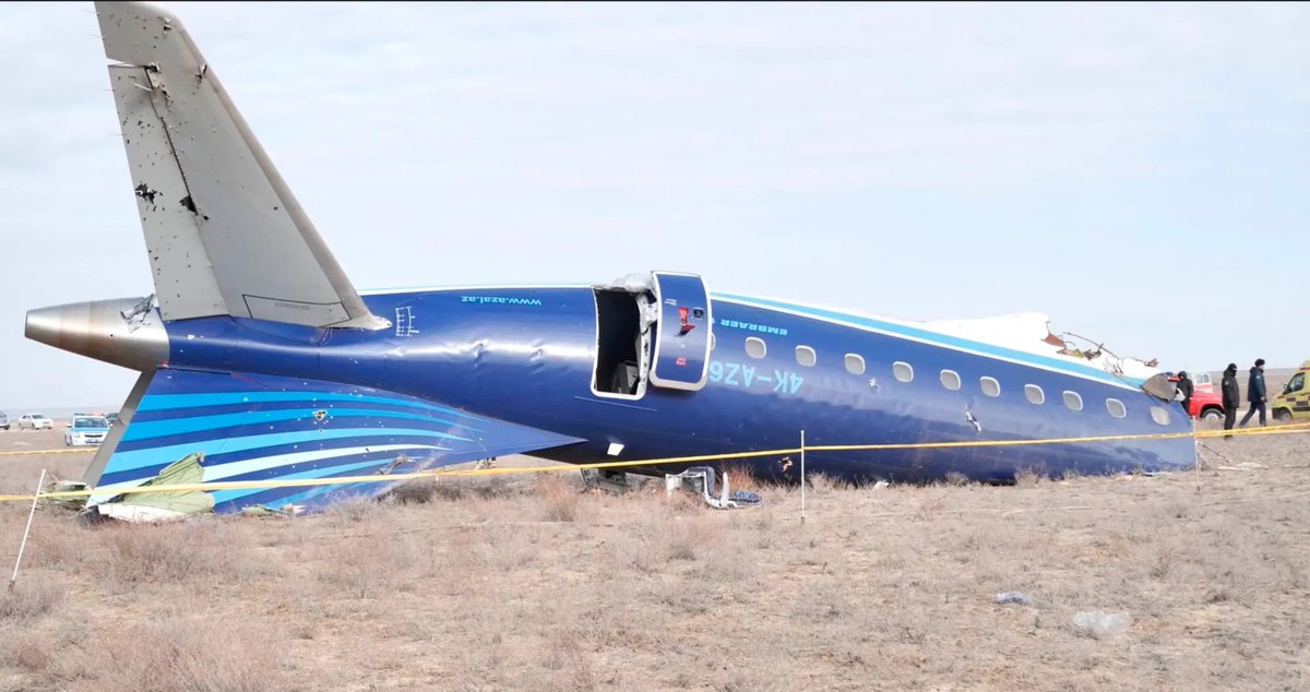 AHajizade's tweet photo. Even though there were Russian citizens on board, the #AZAL plane and the pilots were Azerbaijani citizens of Russian origin. Many joyful and racist comments regarding the crash can be found in the Russian segment of social media—everything you need to know about modern Russia https://t.co/SedP0vjtKq