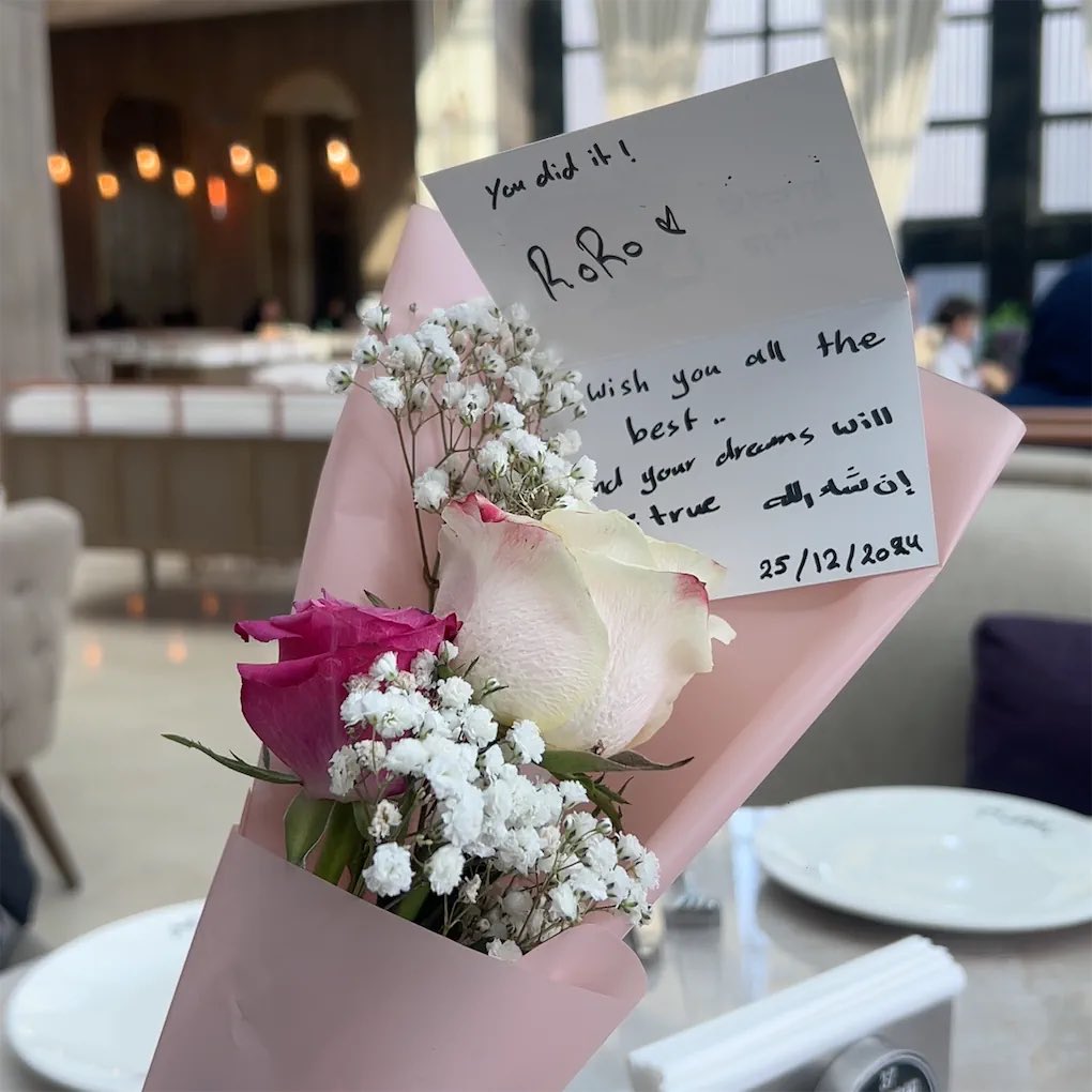 raghadnsa's tweet photo. الحمد لله الذي يسر البدايات وأتم النهايات، وبلغنا الغايات بفضله وكرمه..
أنهيت آخر اختبار في مرحلة البكالوريوس، لأبدأ رحلة جديدة بخوض غمار التدريب التعاوني في وكالة الأنباء السعودية.
خطوة نحو المستقبل وحلم يتحقق بفضل الله 🎓 https://t.co/TVHljHJI2V