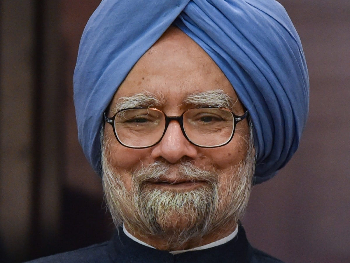 BREAKING: Former Prime Minister Manmohan Singh PASSES away.