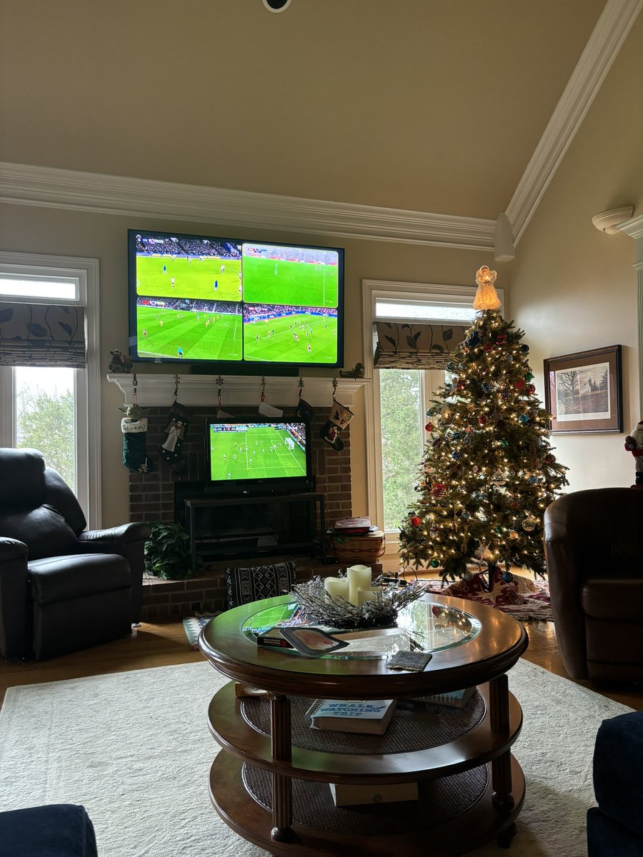 NoRagrets7's tweet photo. #myplmorning 

The new multi-cast is BRILLIANT!!! I can still watch 5 games and have my tree up 🎄🎁⚽️. Happy Boxing Day !!! https://t.co/OWjBOda1rV