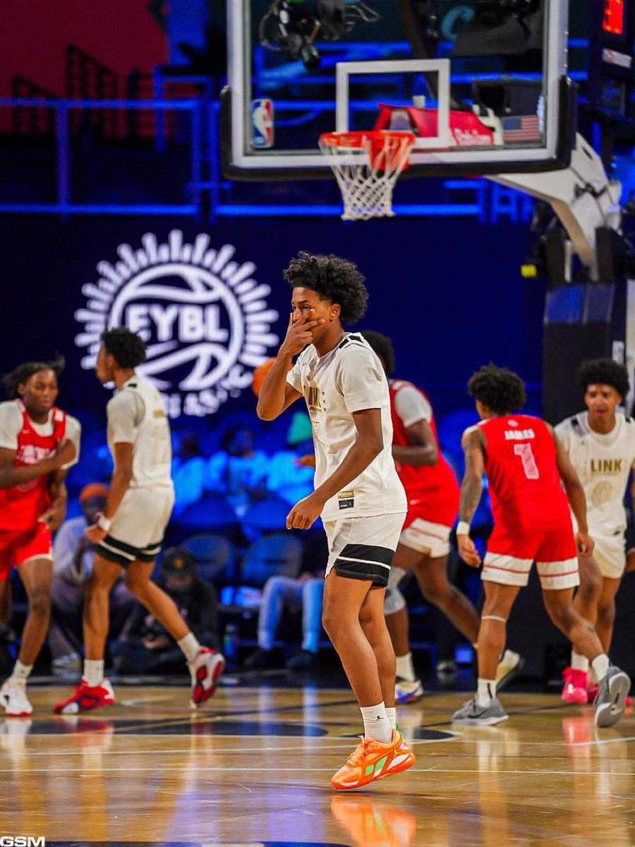 Max Feldman (@maxfeldman6) on Twitter photo 2026 G Keonte Greybear shined here in a big way on a loaded Link squad.
Cerebral, skilled across the board and has turned a corner athletically. Leapt into our Top-30 in the class early this season.
👥madehoops.com/PlayerProfile_…
📸 <a href="/GregStein02/">Greg Stein</a> 2026 G Keonte Greybear shined here in a big way on a loaded Link squad.
Cerebral, skilled across the board and has turned a corner athletically. Leapt into our Top-30 in the class early this season.
👥madehoops.com/PlayerProfile_…
📸 <a href="/GregStein02/">Greg Stein</a>