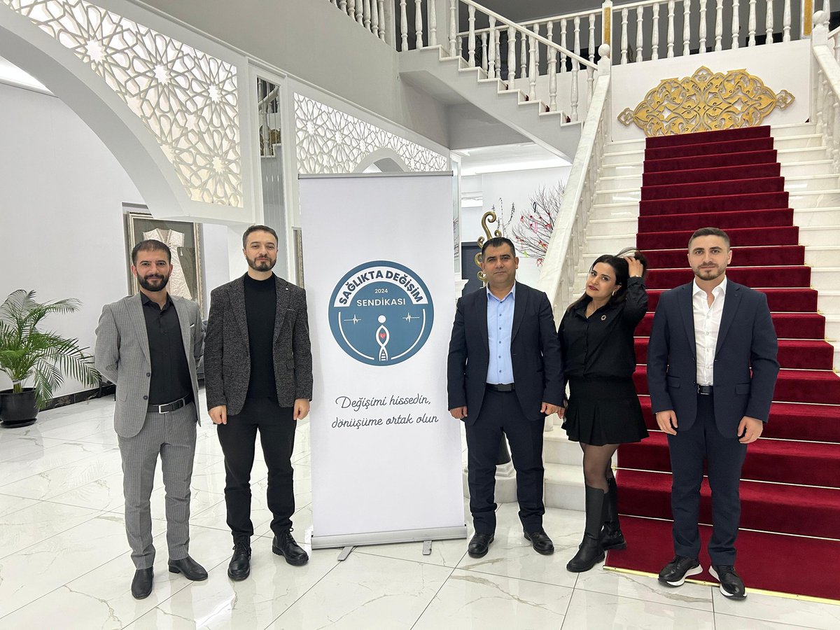 k_senvan's tweet photo. Sağlıkta Değişim Sendikası'nı tercih etmenizin birkaç nedeni olabilir:
 * Yeni ve dinamik bir yaklaşım: Sendika, sağlık çalışanlarının ihtiyaçlarına daha iyi cevap verebilmek için geleneksel sendikal anlayışın dışına çıkarak yenilikçi bir model sunuyor.
@hemsire65 
@mesut_aydin65 https://t.co/sz9xgWUxlB