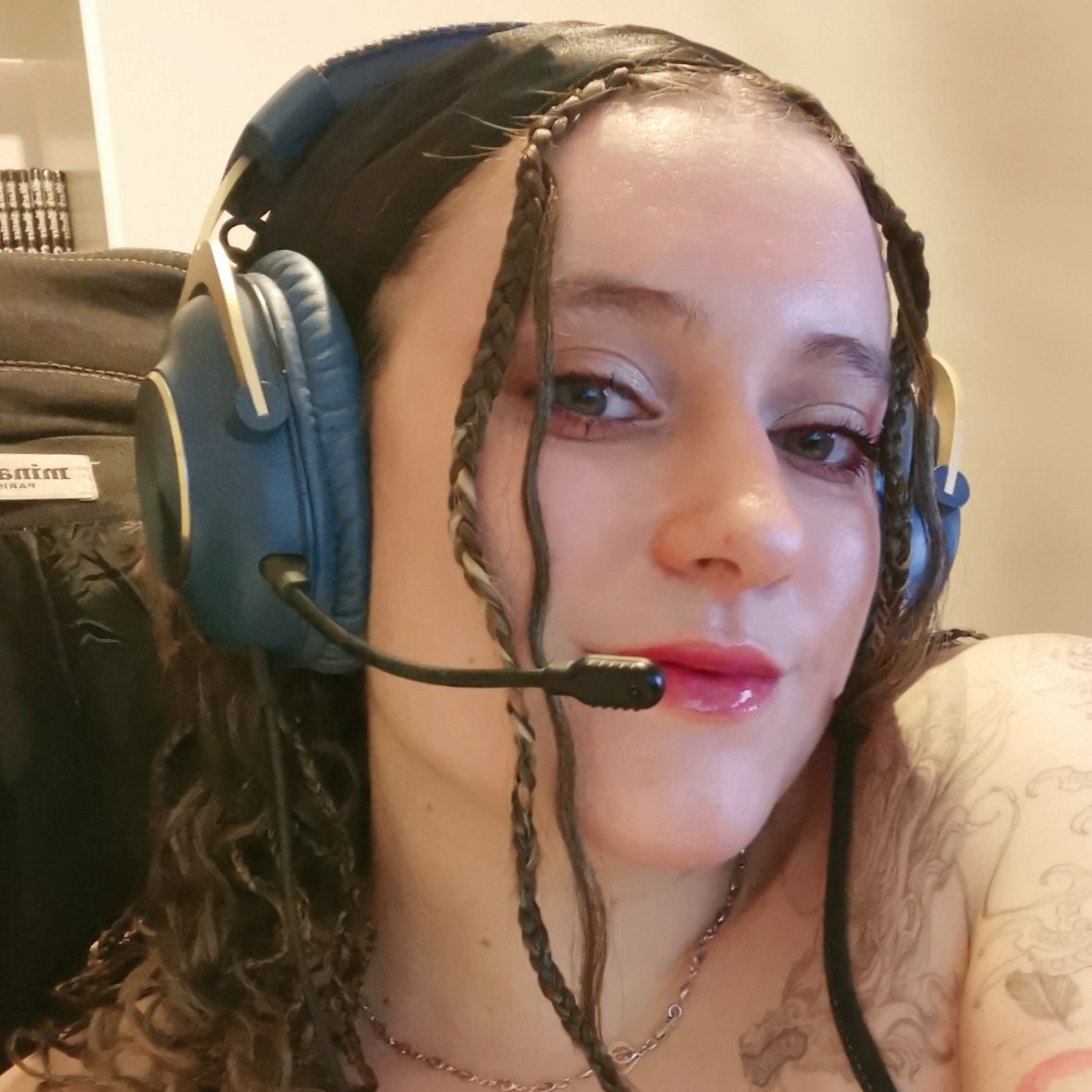 leadessins's tweet image. #NouvellePhotoDeProfil