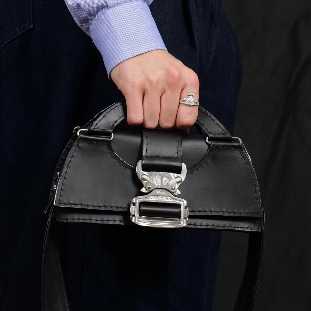 Nona Source tweet media