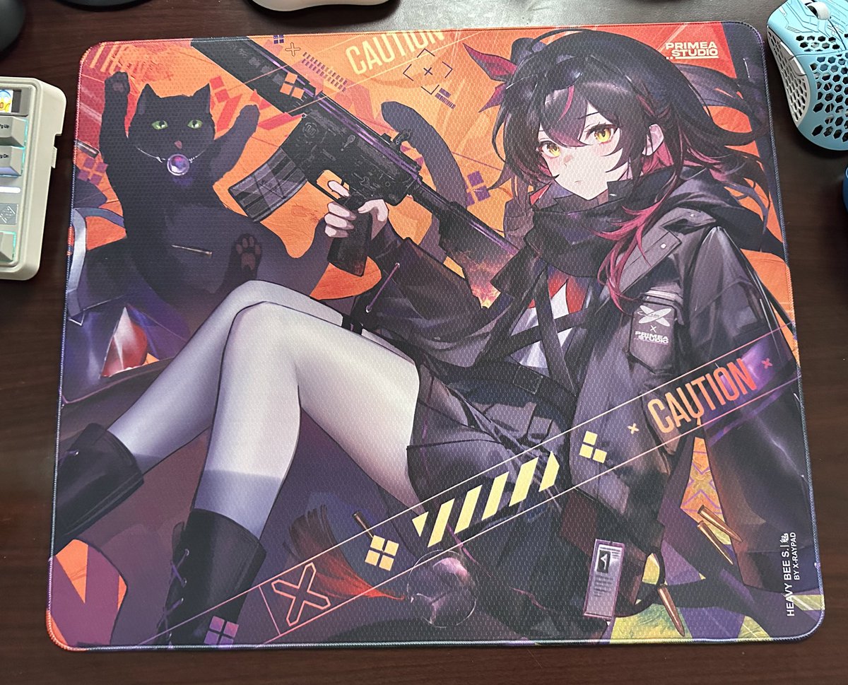 DAY 8 OF 12 CHRISTMAS GIVEAWAYS 
EIGHT Xraypad Heavy Bee Mousepads 

Like+Retweet ❤️♻️
Follow <a href="/boardzyxd/">boardzy</a> <a href="/XraypadOfficial/">X-RaypadOfficial</a> 
Tag a friend 🐝

Worldwide, 8 winners announced 12/29