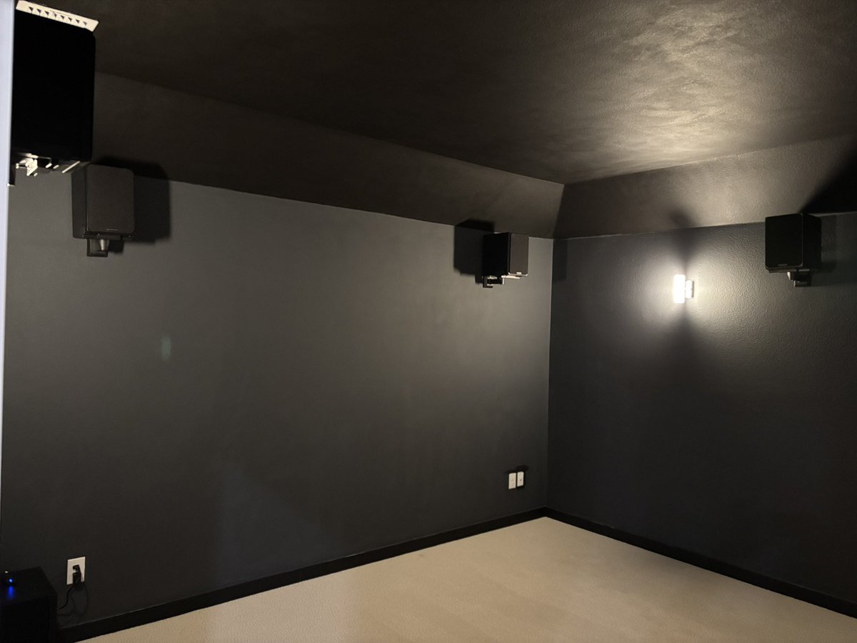KenHome_Corp's tweet photo. #ilovekenhomeautomation #hometheatersystem #mediaroom SMS/WhatsApp +1 469-773-0111 https://t.co/dSgq0Fg5K8