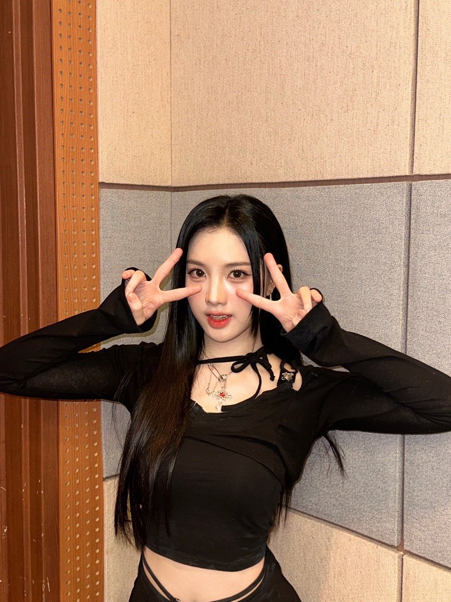 SullinFr's tweet photo. 📸 | 261224

Sullin a partagé des photos :
« 🌻☁️💨 »

#SULLIN #설린 #พิรดาบุญรักษา #TRIPLES #트리플에스 #トリプルS https://t.co/twbDbgB9lz