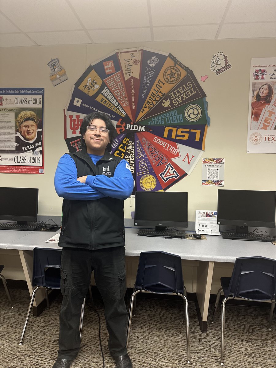 Coach Daniel + a room full of college dreams! 🎓💼 Helping students pave their way to higher education, one banner at a time. #CollegeAccess #CollegePossible #DreamBig