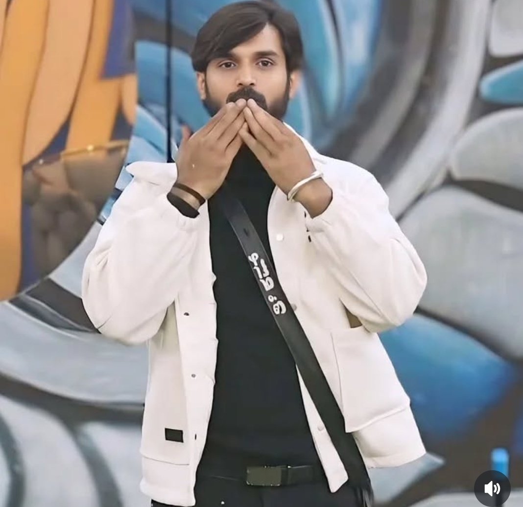 #Trivikram = loyalty Honesty🧏‍♂️

They way he accepted the Fact that everyone were So Fakistic In the Game Speaks a Lot About his inner Soulic Character🤍

#BBK11 #ColorsKannada #BiggBossKannada11