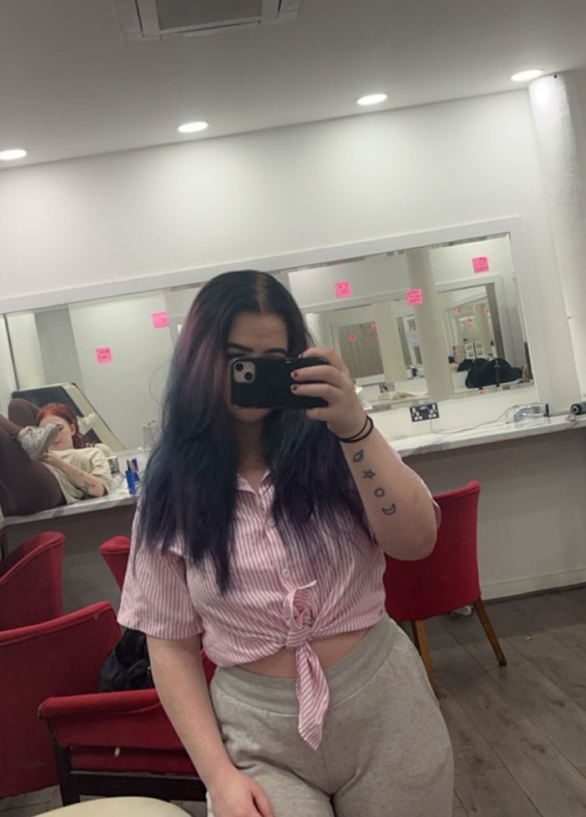 GoddessIV's tweet photo. In a bad mood now 😡 Fill my DMs with pics of your little willy🤭

Give me something to laugh at😂

Smallest one wins a prize 🏆 

MUST LIKE❤️ 
MUST REPOST♻️
MUST FOLLOW💯

Comment when your done 💯Then DM me with pics 😂 I’ll rate obv🖕

#Findom #Femdom #Dickrate #SPH #Cockrates https://t.co/tRQf4ebcw5