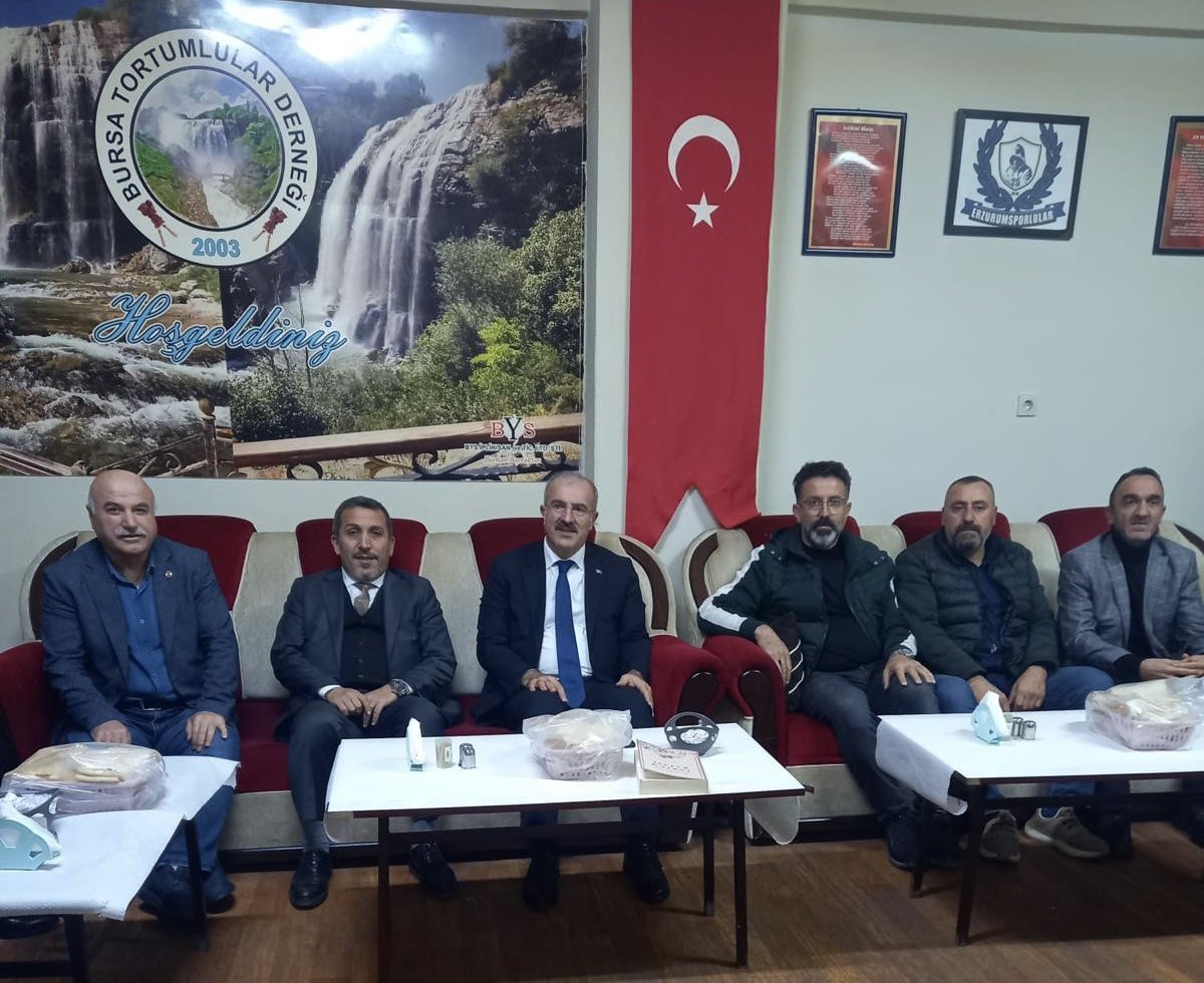 #Bursa ziyaretimiz vesilesiyle;

#Bursa #Tortumlular Derneği’ni ziyaret ederek, Kıymetli Hemşehrilerimle bir araya geldik, sohbet ettik.
