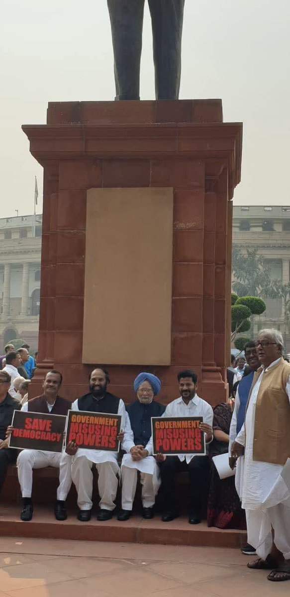 revanth_anumula's tweet photo. One of the greatest economists, leaders, reformer, and above all, a humanitarian of our times Shri #ManmohanSingh ji is no more.

A man of virtue, impeccable integrity, marked above all by a humane touch in decision making, Dr Singh is one of true architects of new India.

He showed how decency and class are much needed aspects of political & public life. He is a legend in whose passing away, India has lost a great son.

Truly, in his own words, history will treat him far more kindly, and respectfully, than his own times perhaps did.

My prayers and deepest condolence for the bereaved family members.