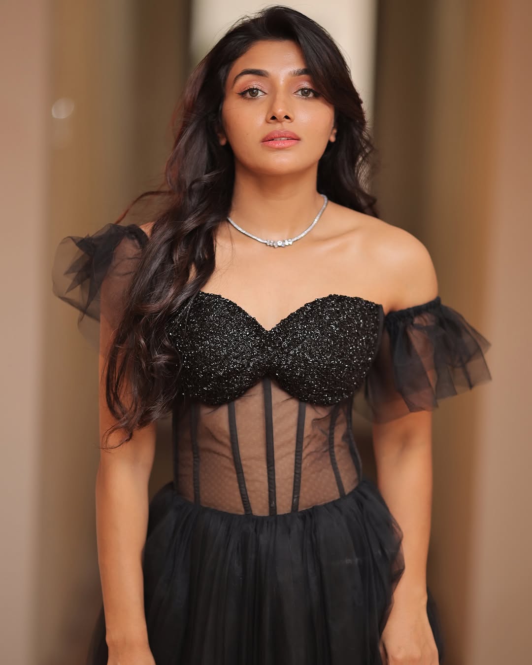 GfvbmA0WEAAC6AG?format=jpg&name=large