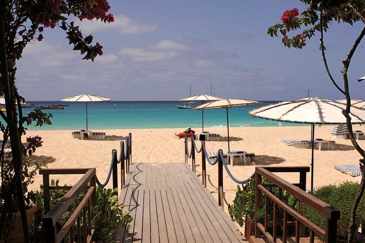 planingo_ai's tweet photo. 🌍  #Cape Verde, consisting of 10 #volcanic_islands, is home to a unique mixture of #African and #Portuguese 🎸  culture and amazing #beaches screaming for a #holiday_getaway. 

#Travel #Wanderlust #Adventure #TravelPhotography #Explore  #BeachVacation
#Paradise #IslandLife https://t.co/b2A5eKKCQ6