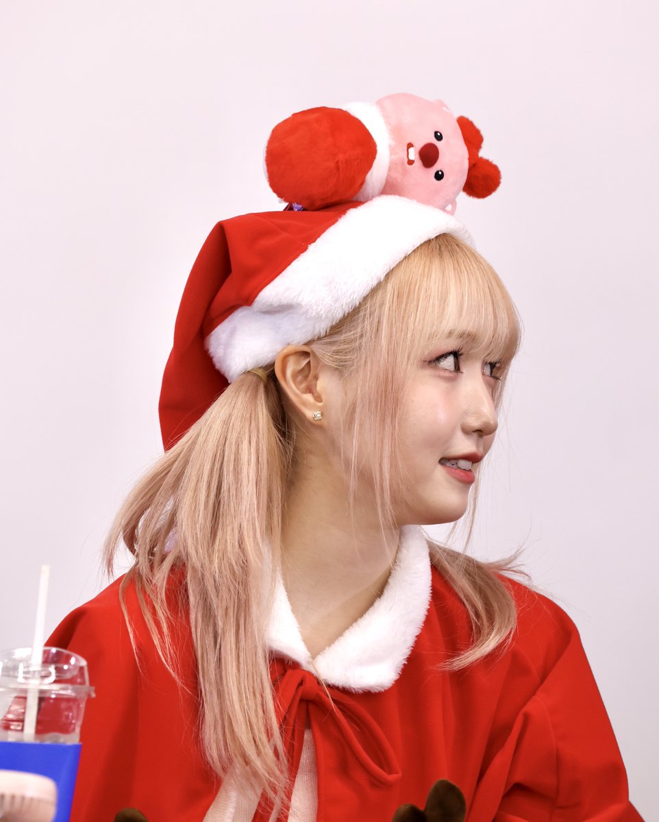 ayako_sewer's tweet photo. 20241225
케이타운포유 팬사인회

#SAYMYNAME 
#HITOMI
#本田仁美 https://t.co/TpnMiSUDqm