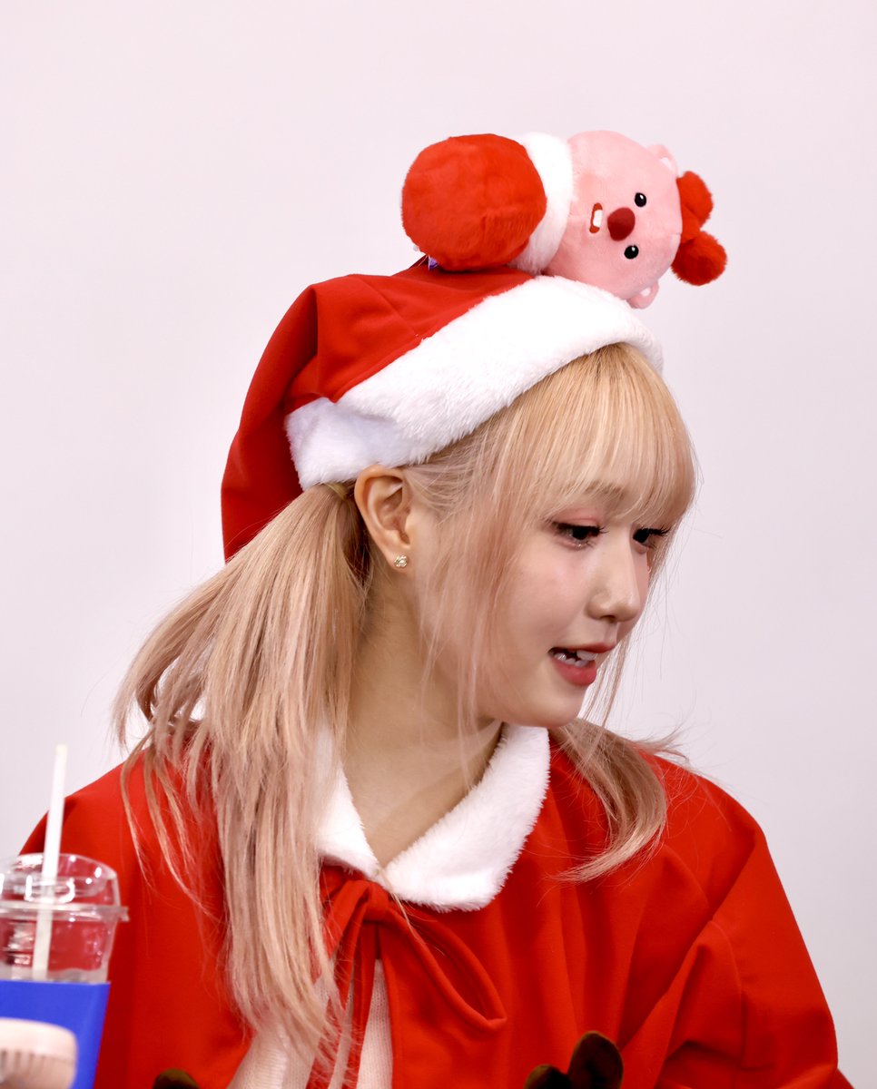 ayako_sewer's tweet photo. 20241225
케이타운포유 팬사인회

#SAYMYNAME 
#HITOMI
#本田仁美 https://t.co/TpnMiSUDqm