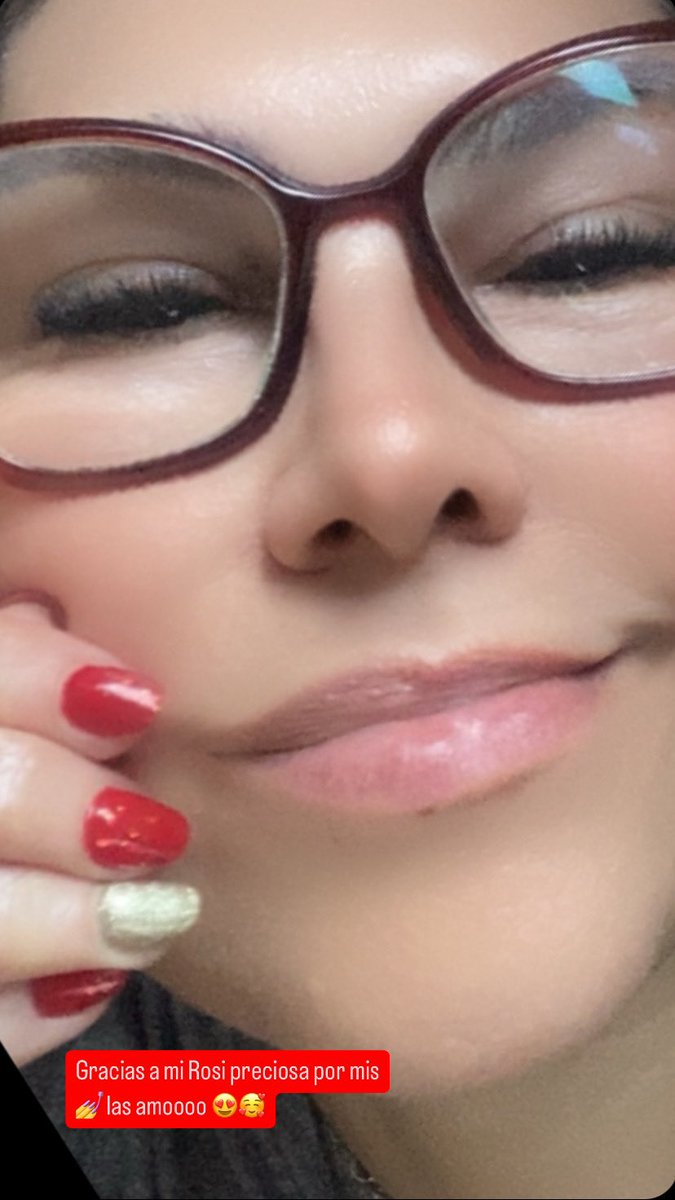 sgargbe's tweet image. Por aquí seguimos deseando a todos una muy #FelizNavidad2024 e infinitas bendiciones a todos.

Amé mis uñas. 💅✨

#FeilzJuevesEucarísticoYSacerdotal
#SigoCumpliendoCompromisos