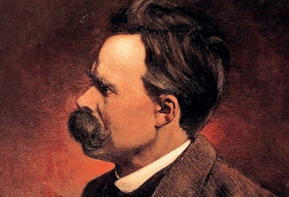 “İnsanlar, geçmişte de olduğu gibi köleler ve özgürler diye ikiye ayrılır. İster devlet adamı olsun, ister tüccar, memur ya da akademisyen, kendine günün üçte ikisini ayırmayan herkes köledir.”

- Friedrich Nietzsche