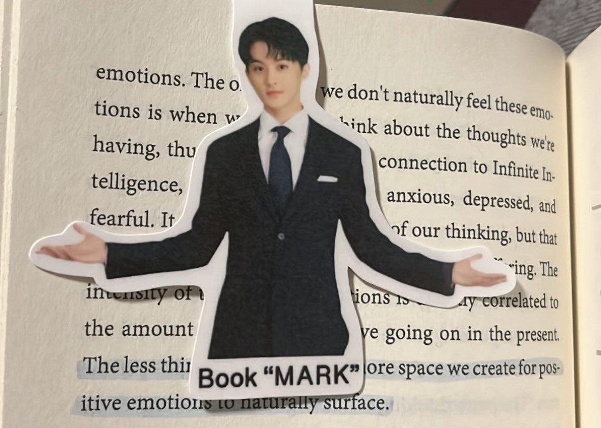 a friend got this from their secret santa omfg 😭😭