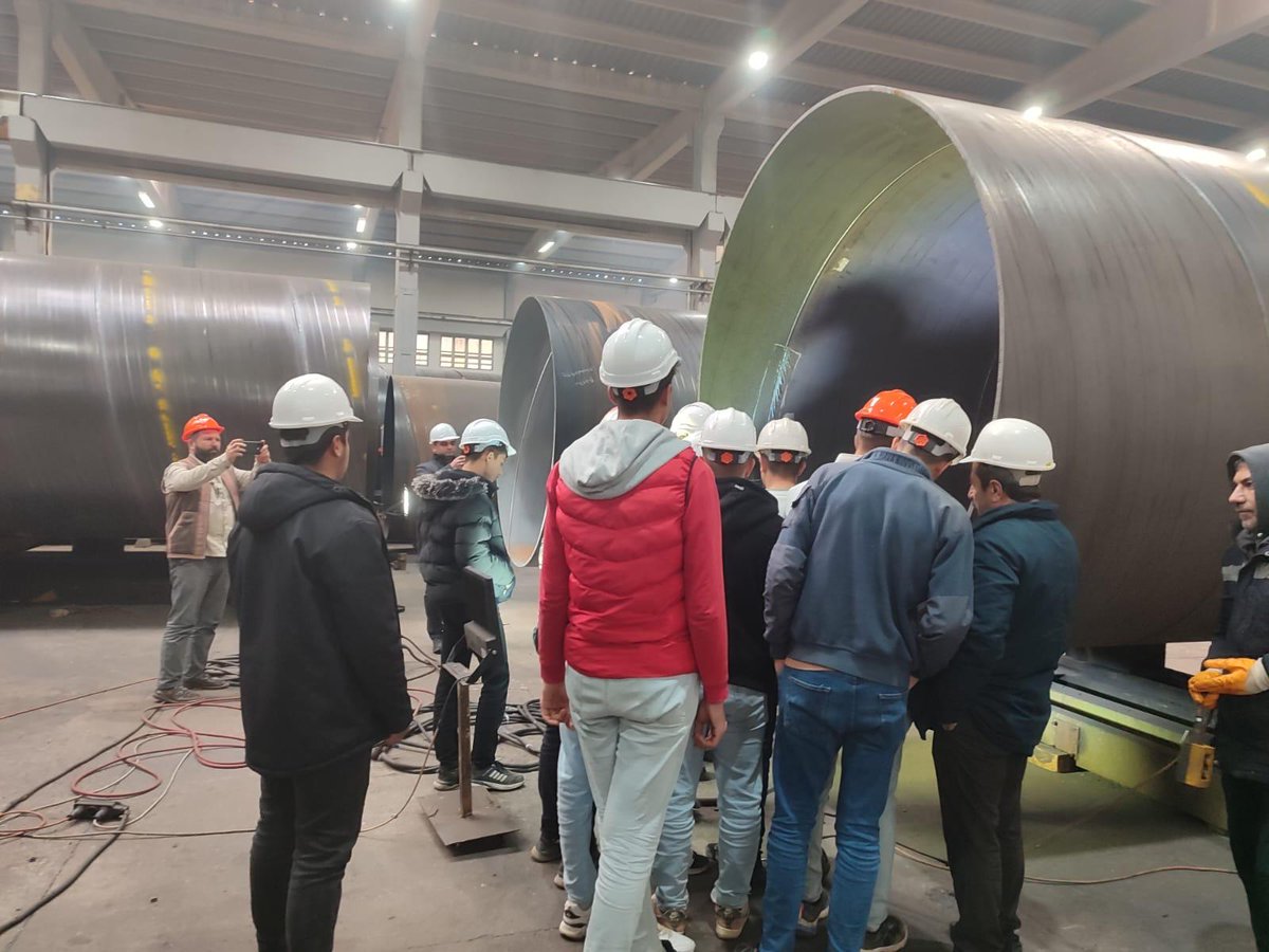 DrMtalisesi's tweet photo. Okulumuz Metal Teknolojileri alan öğretmenleri ve öğrencileri 'Bigep Projesi' kapsamında Vimsa Boru Fabrikasını ziyaret edip, yapılan çalışmalar hakkında ilgililerden bilgi aldı. 

Vimsa grubuna misafirperverliklerinden dolayı teşekkür ederiz. https://t.co/90vsXzOkrR