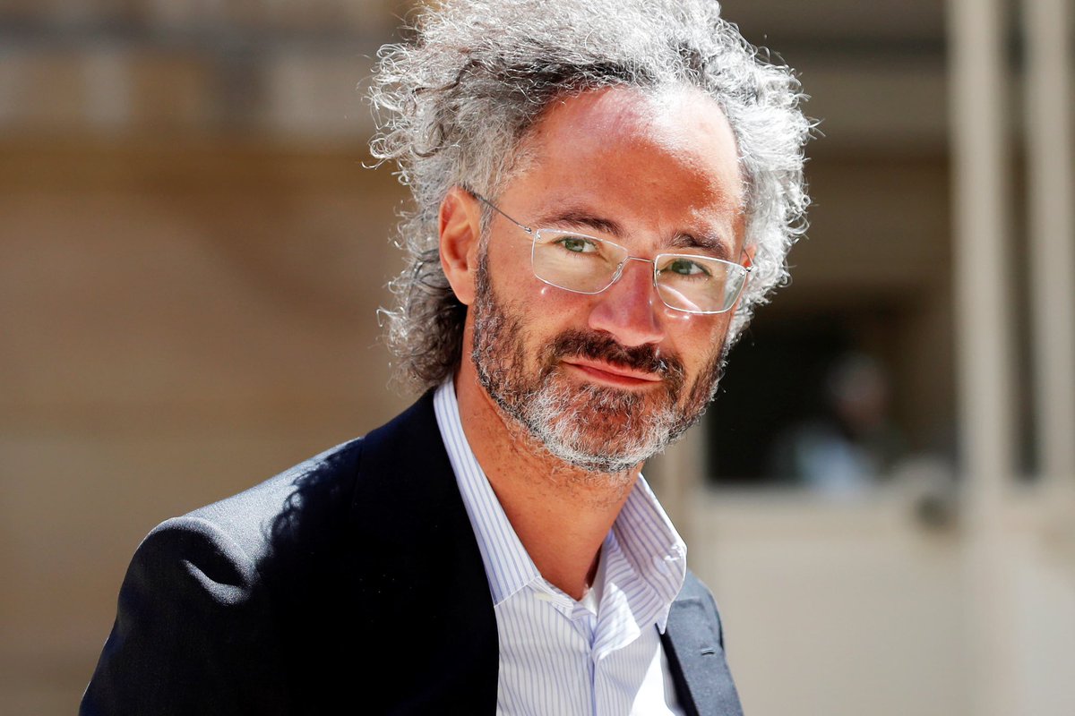 amitisinvesting's tweet photo. $PLTR

THE ECONOMIST PICKS ALEX KARP AS CEO OF THE YEAR 

“Among our finalists, however, it is Mr Karp of Palantir who stands out. Over the course of 2024 his company's market capitalisation has rocketed from $36bn to over $180bn. Its underlying financial performance has been impressive. Palantir is expanding rapidly, with analysts expecting it to notch up revenue growth of 26% in 2024, up ten percentage points from the year before. It has also become much more profitable, with operating margins doubling to 15% in the 12 months to September 2024. In a sign of its ascendancy, Palantir was added to the S&P 500 index of America's most valuable companies in September.”