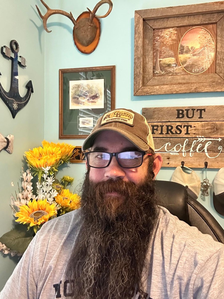 These last couple weeks have been filled with Christmas, Family, and Friends, while also working on some things for the coming year's markets and ways to help vendor's succeed and bringing awareness to our communities about our amazing markets and the opportunities they provide