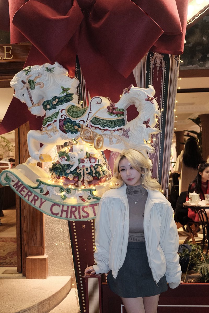 conycointalks's tweet photo. Merry Christmas 🎄💕 https://t.co/JZfNvbCEpF