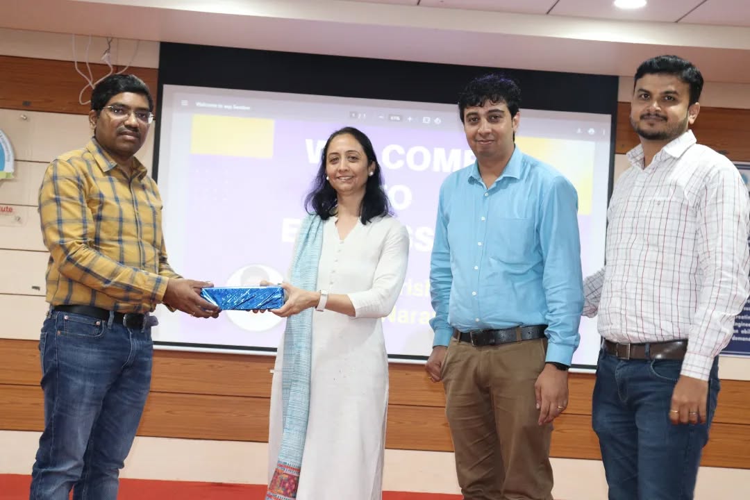 pccoeacm's tweet photo. 🚀 Blockchain Interoperability session with Krishnasuri Narayanam was a hit! 🌐💥

We dived into inter-blockchain communication &amp; cross-chain asset swaps 🔑. Huge thanks to Krishnasuri &amp; our amazing faculty for an unforgettable experience! 
#ACM #PCCOE #BlockchainRevolution https://t.co/0C7OJWhkKL