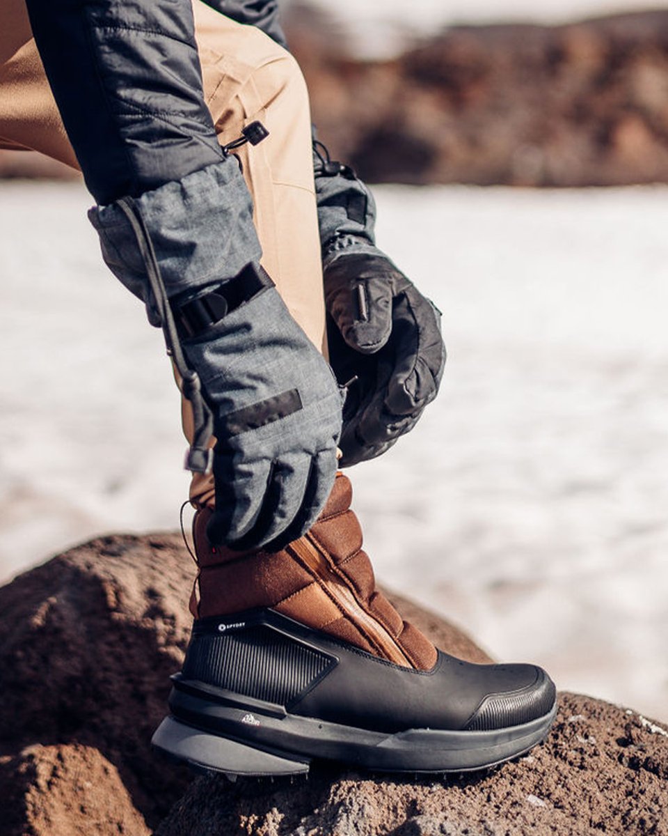 Conditions are never too rough for our Hyland storm boot! Packed with cold weather performance when you need it most.