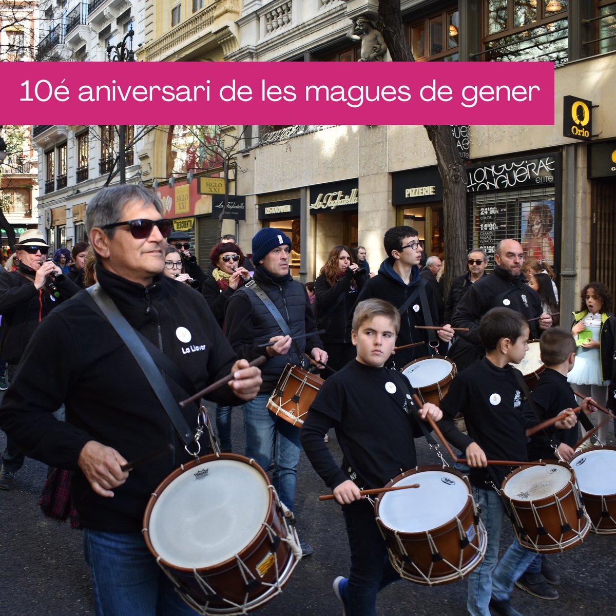 maguesdegener's tweet photo. 🎶 El ritme i l’alegria no faltaran el 12 de gener! Vine a ballar amb nosaltres! 🎶
📌 El 12 de gener des de les 10h a la Plaça Miguel Hernández d’Alfafar!
📷 @victormoradores
#CulturaValenciana #MaguesDeGener #FestaDeLaInfantesa #Magues2025 https://t.co/7wmZpEYwLx