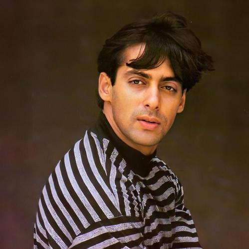 dhonixlove77's tweet photo. Salman Khan = Stardom, Philanthropy, and Heart. Whether on-screen or through Being Human, he's always made a differenc

#HappyBirthdaySalmanKhan https://t.co/6jI6BP0K7M