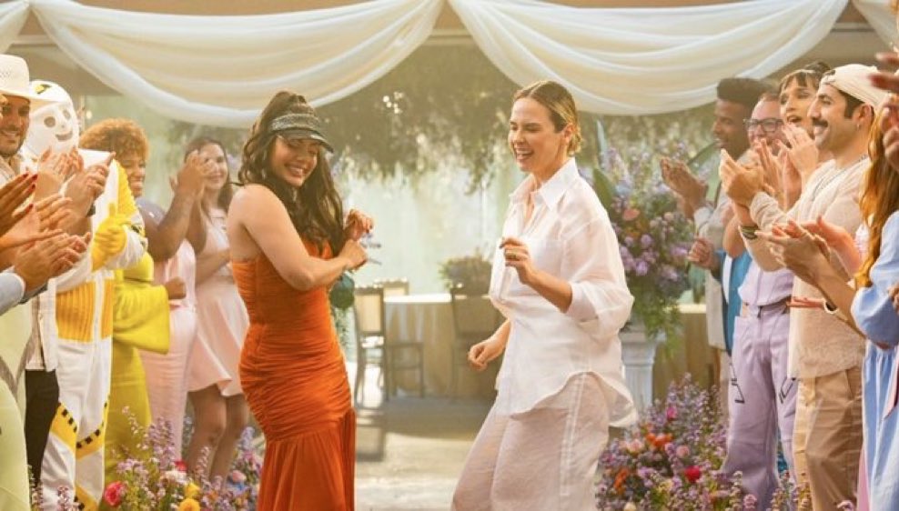 babi's tweet photo. A campeã do BBB 24 e a campeã do BBB 16 juntas nas bodas do #bbb25 https://t.co/8HjMcuLtt7