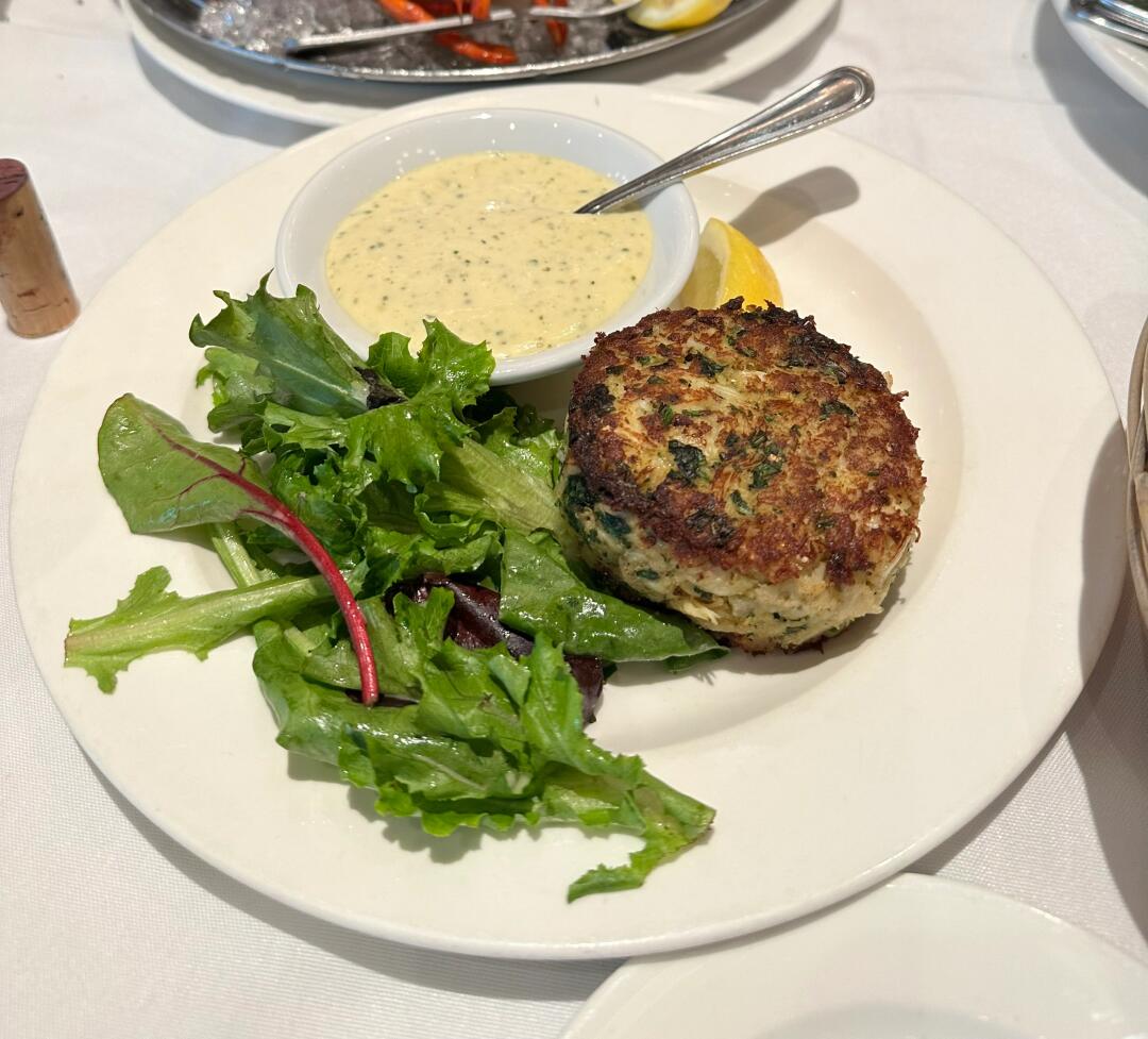 Julie__Anthony1's tweet image. Time to refuel with some lunch! 🍴😋 #LunchGoals #FoodieLife #MiddayBreak #NomNom #Eats