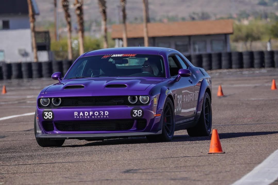 RaceRadford's tweet image. Teens are leveling up their driving skills at Radford Racing School by mastering safe driving techniques to build confidence on the road, these young drivers are taking control! 💪🏼 

#radfordracingschool #safedriving #defensivedriving #drivingschool #teendriversafety #teendriving