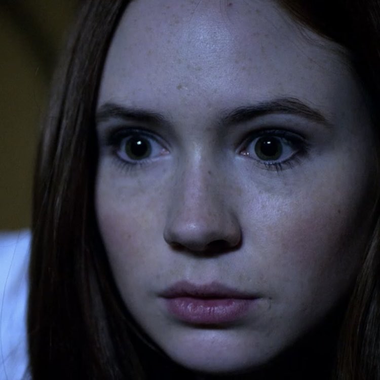 daily amy pond tweet media