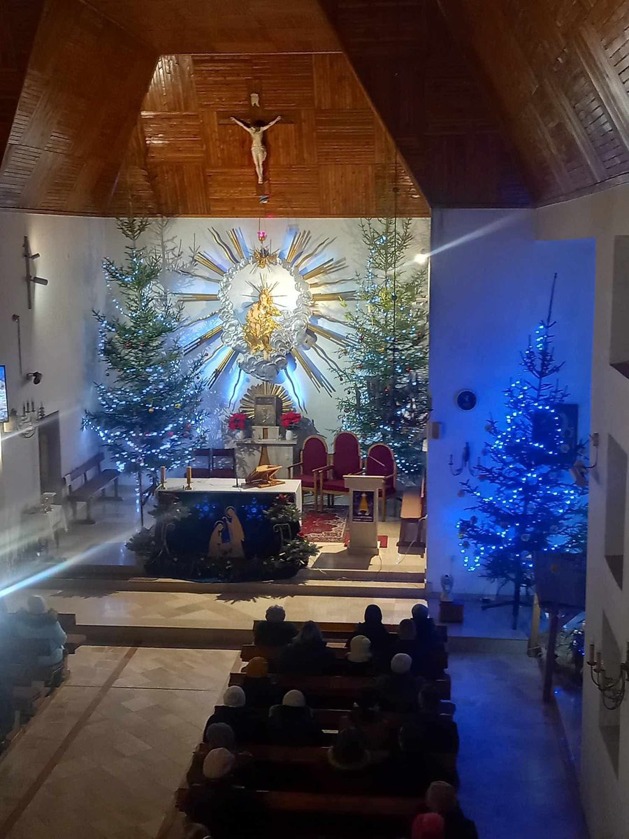 ArchLubelska's tweet photo. #PolskieStajenki #Brzeźno, pw. Najświętszej Maryi Panny Matki Kościoła
#kościół #wigilia #stajenka #żłóbek #lubelszczyzna #wiara #katolicy #katolicki #Chrystus #christmas #manger #crib #creche #nativity #nativityscenes #catholic #church #catholicism @EpiskopatNews @RadioMaryja https://t.co/ch1g2U8TCL