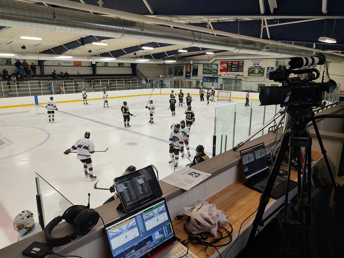 Pair of <a href="/RIIL_sports/">RIIL</a> hockey games today 

<a href="/ponohockey/">Ponaganset Hockey</a> vs <a href="/HockeyClippers/">Cumberland Clippers Hockey</a> 1:30
<a href="/BHSHockeyNation/">Broncos Hockey Nation</a> vs <a href="/WWHSWizardPride/">West Warwick HS</a> 3:15

All on <a href="/fosportz/">Sportz Nation</a> <a href="/STAAtalent/">STAA🎙</a>