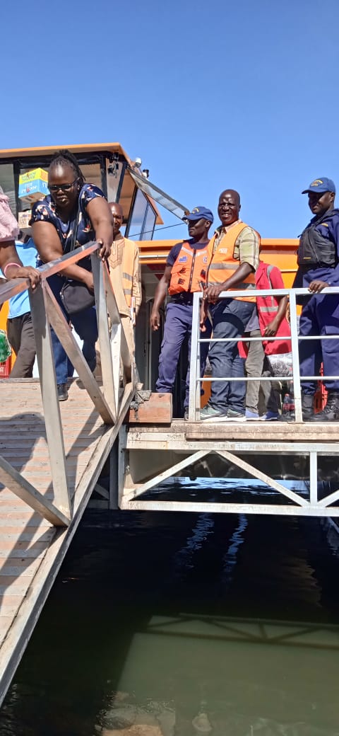 OfficialKCGS's tweet image. As we celebrate this season of joy, let us remember the importance of our own safety and the safety of others on our waters. Collectively, we can ensure that everyone enjoys the beauty and bounty of Kenya’s waters responsibly. Stay safe and vigilant. #KCGS #Lindatufaulu#