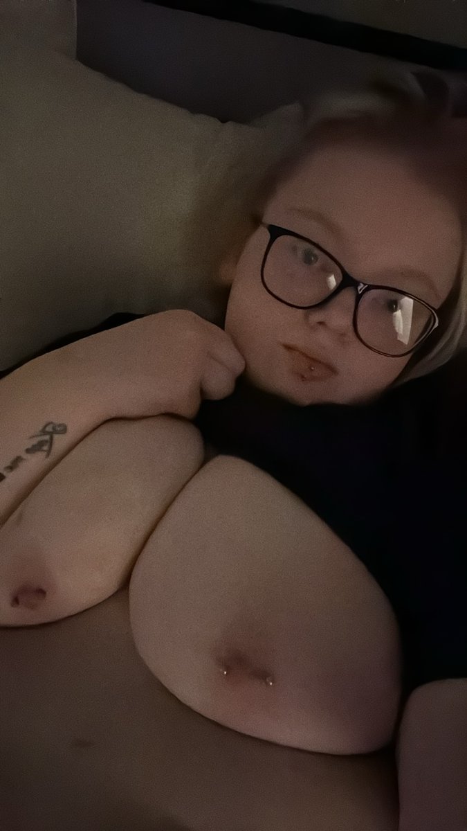 justanothafat69's tweet photo. Just dropping some titties by 🫶 https://t.co/okVEFpwqfI