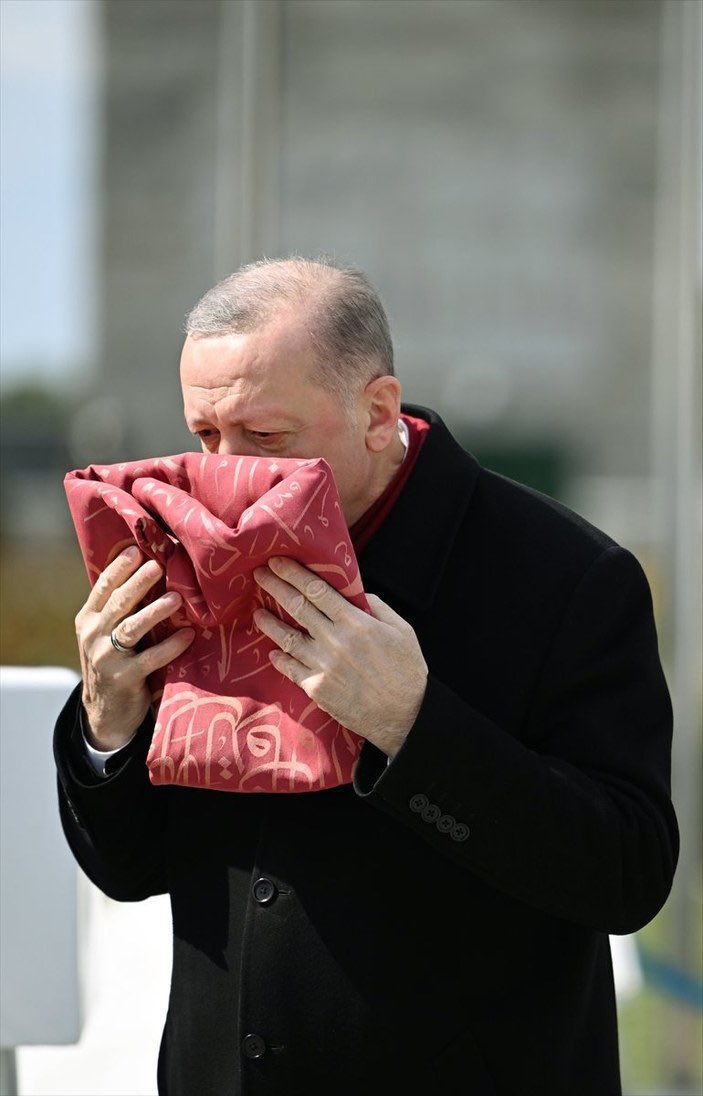 _Z_Z___z_'s tweet photo. Erdoğan olmasaydı 22 yılda Yapılan hizmetlerin hiç biri yapılmazdı. 

Yorulmadan yılmadan Vatan için çalıştı canımız Reis'imiz...👏

Bir Vatan Bir Erdoğan 
____
Salim Güran Narin Güran Kadir 
İpek Rashford De Bruyne Osimhen
Rusya Ece Üner #AracimaDokunma https://t.co/sNHN1O1nzj