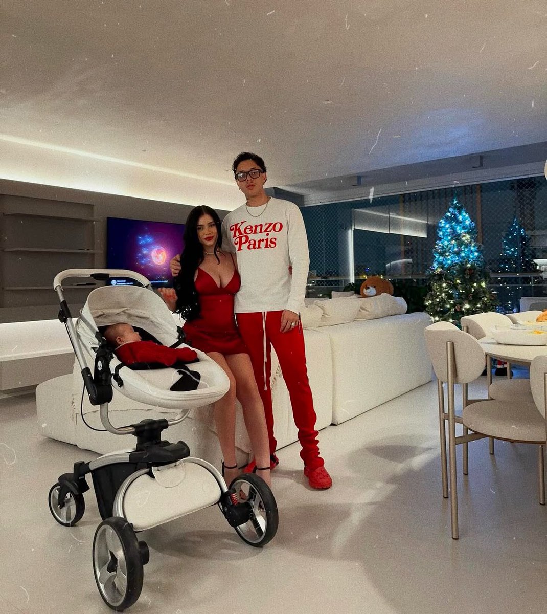qgdoteto's tweet photo. A família Teto ❤️ https://t.co/M2k1czrRRz