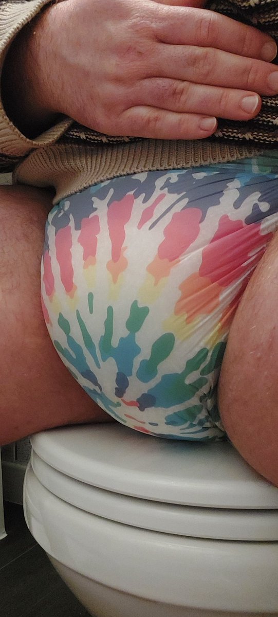 DapperDiaper2's tweet photo. My Christmas Day nappy. #christmasdiaper #christmasnappy #nappy #wetnappy #diaper #wetdiaper #adultdiaper #adultnappy #abdl #tbdl #northshore #megamax #incontinent #incontinence #bedwetter #wet #soggy #soggynappy #soggydiaper https://t.co/0bwbDs21Z6