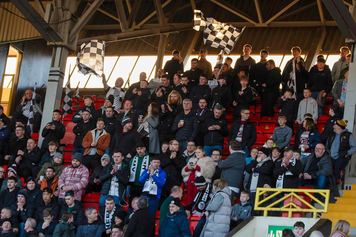 Charles Waugh (@charles_waugh) on Twitter photo Fantastic Result. <a href="/GatesheadFC/">Gateshead FC</a> 4-3 Hartlepool United. <a href="/owenoseni9/">Owen Oseni</a> scores the winning goal <a href="/MarkCarruthers_/">Mark Carruthers</a> <a href="/TheVanaramaNL/">Rocco 🇲🇸</a> <a href="/NonLeagueCrowd/">Non League Crowds</a> <a href="/NeilPinkerton/">Neil Pinkerton</a> <a href="/Heed_Army/">Heed Army</a> <a href="/HeedFan/">Mickey The Heed Fan</a> <a href="/NonLeaguePhoto/">Non League Photographers</a> Fantastic Result. <a href="/GatesheadFC/">Gateshead FC</a> 4-3 Hartlepool United. <a href="/owenoseni9/">Owen Oseni</a> scores the winning goal <a href="/MarkCarruthers_/">Mark Carruthers</a> <a href="/TheVanaramaNL/">Rocco 🇲🇸</a> <a href="/NonLeagueCrowd/">Non League Crowds</a> <a href="/NeilPinkerton/">Neil Pinkerton</a> <a href="/Heed_Army/">Heed Army</a> <a href="/HeedFan/">Mickey The Heed Fan</a> <a href="/NonLeaguePhoto/">Non League Photographers</a>