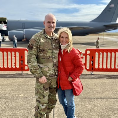 tinaogle24's tweet photo. #NewProfilePic https://t.co/CYMSgj7msm