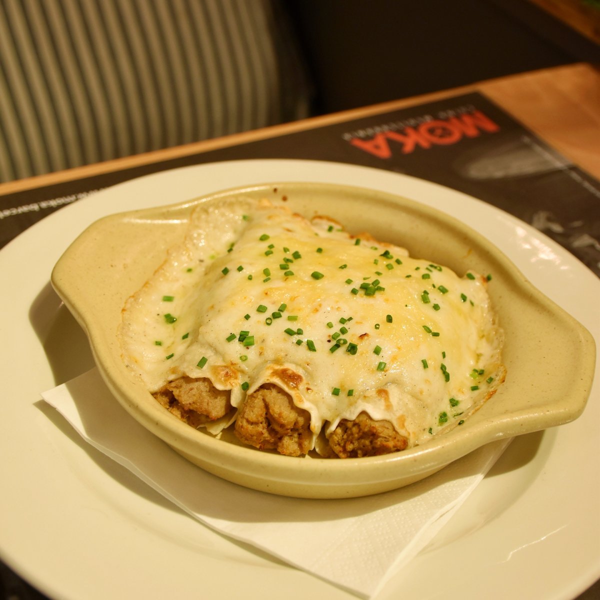 🎄 Canelons de Sant Esteve, una tradició que enamora!✨ A Catalunya, aquest dia té un sabor especial: canelons casolans que et transporten a la cuina de l'àvia. 🥰 Ets #TeamCanelons?
Si encara no has tastat els nostres, estem esperant-te. ❤️ Reserva la teva taula al 93 302 68 86.