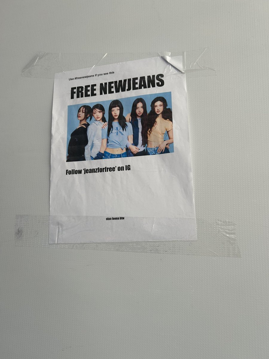 itztwicey's tweet image. shoutout to whoever put this up on 5th avenue