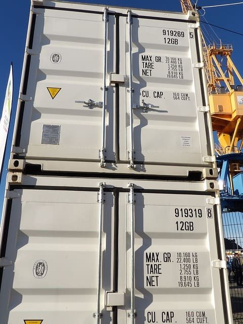 ConContainers's tweet photo. 🫡  In this article, we will address the topic of security locks for standard container doors and also explore how to secure a container modified for use as housing. We hope you find these tips valuable for protecting yo...  https://t.co/3XAIzImc2t https://t.co/11Lo3kHByX
