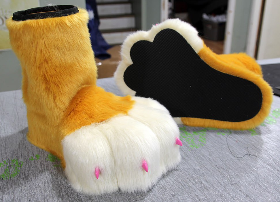 Partial for Hearz Lion.  Last completed project of 2024.  Happy new year folks