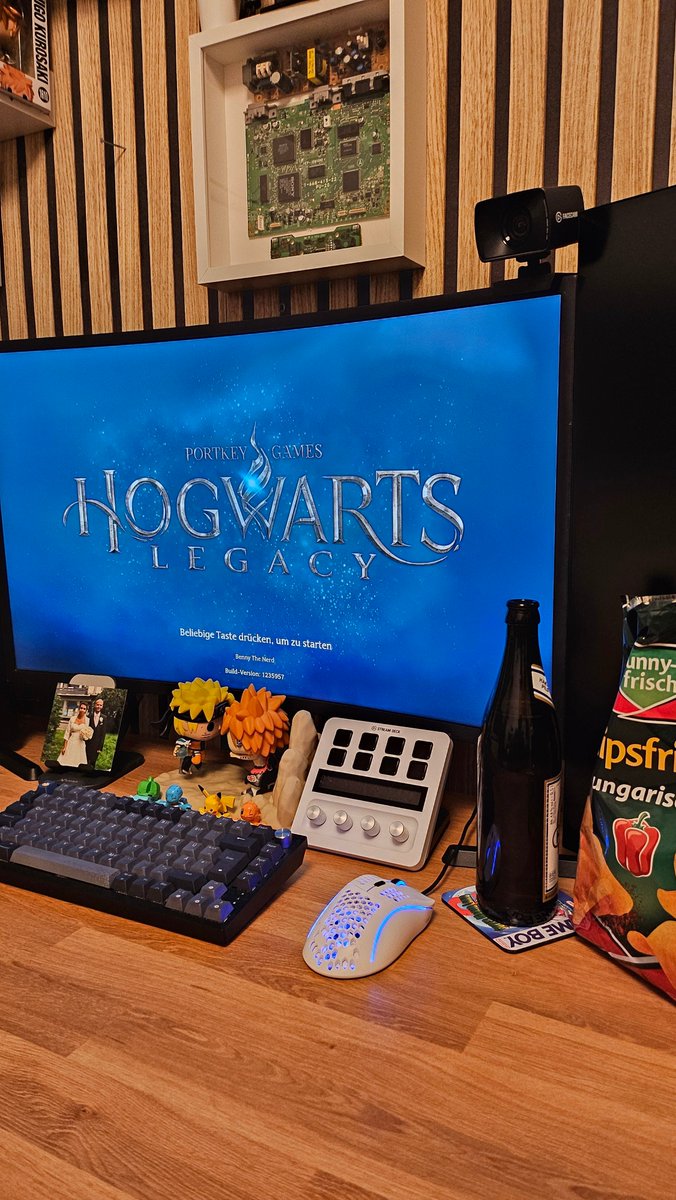 Benny The Nerd tweet media