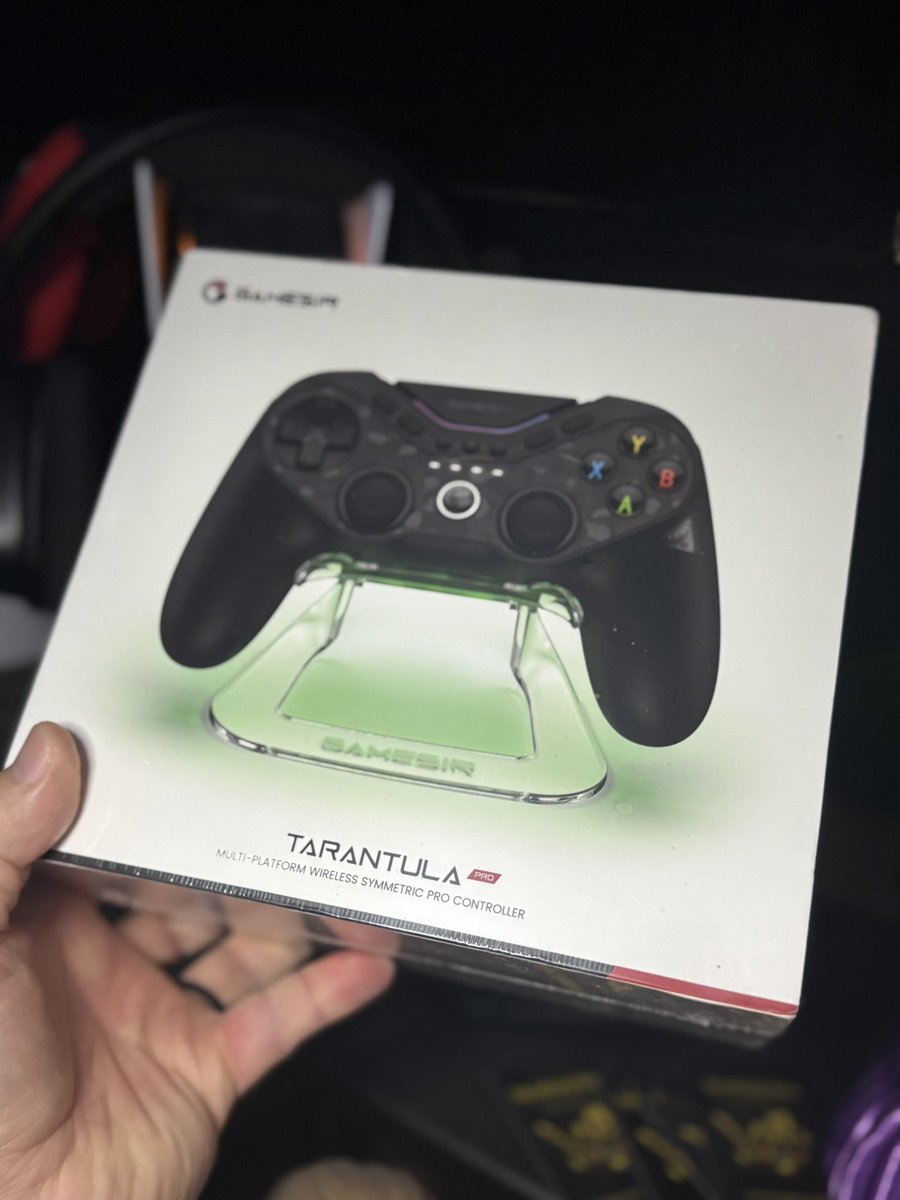 Let’s do this one more time!

Our last Christmas giveaway for 2024 is now live!

Who wouldn’t want a little post-Christmas gift of a high quality gaming controller? We give you… the <a href="/mygamesir/">GameSir</a> Tarantula Pro!

Check out the link to enter: gleam.io/pQzrh/infinity…
